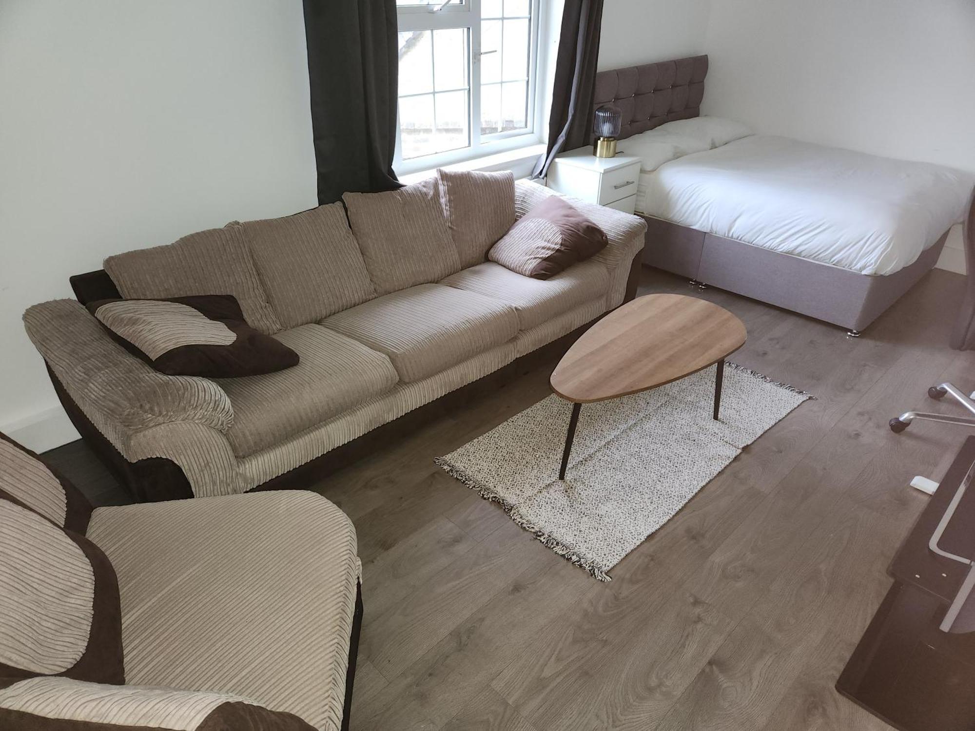 Flat With Work Station, Monitor, Smart Tv & Netflix Apartamento Londres Exterior foto